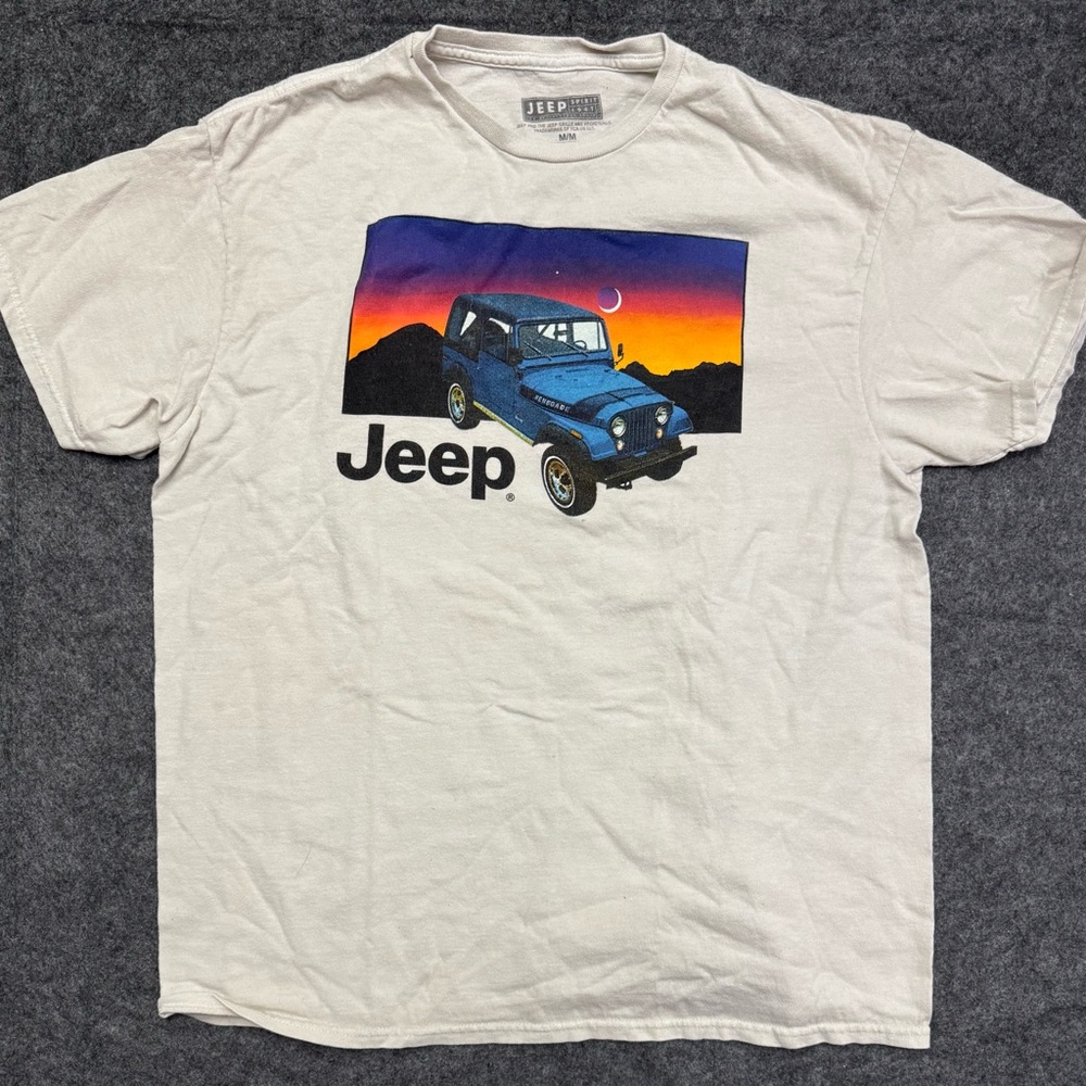 Jeep White and Blue Short Sleeve Tee with Graphic Design